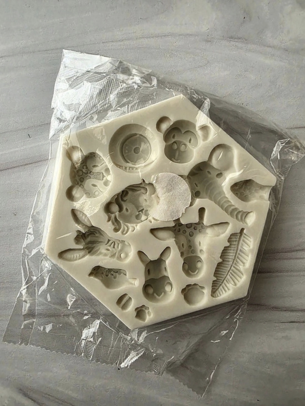 Safari Theme Animal Shape Chocolate Candy Soap Fondant Silicone Mold